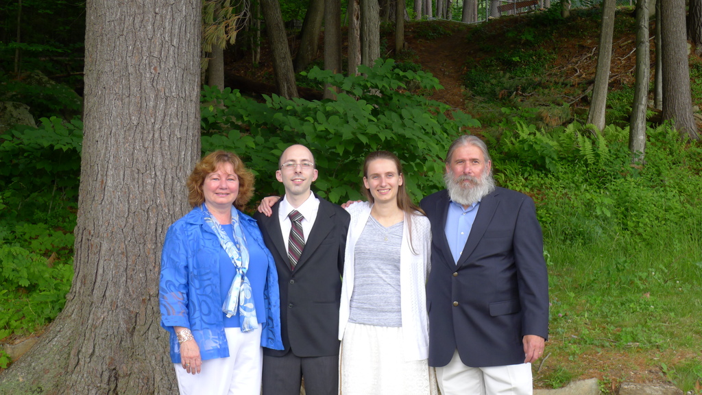 No description provided for: /2015/04-06/0621-erin+mike-jim-photos/_3/photo054.html