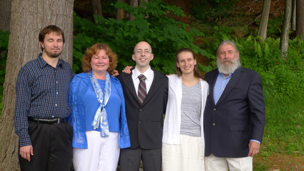 No description provided for: /2015/04-06/0621-erin+mike-jim-photos/_4/photo066.html