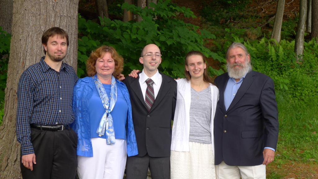 No description provided for: /2015/04-06/0621-erin+mike-jim-photos/_4/photo067.html