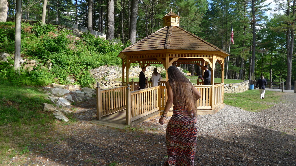 No description provided for: /2015/04-06/0621-erin+mike-jim-photos/_5/photo089.html