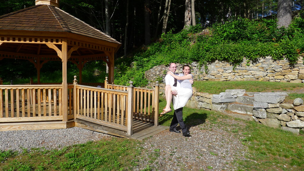 No description provided for: /2015/04-06/0621-erin+mike-jim-photos/_5/photo095.html