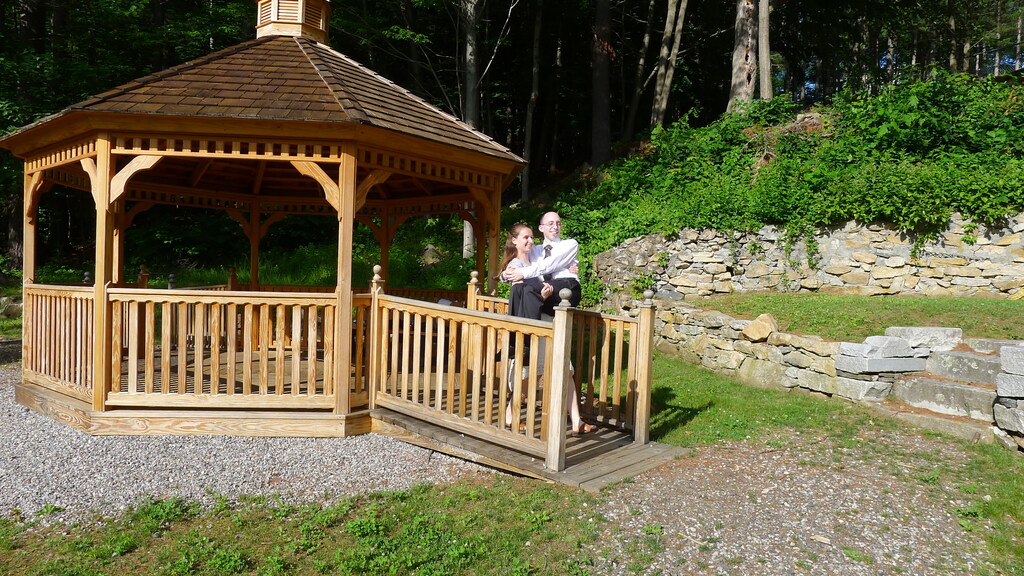 No description provided for: /2015/04-06/0621-erin+mike-jim-photos/_5/photo097.html