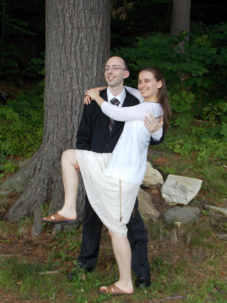 No description provided for: /2015/04-06/0621-erin+mike-wedding/_2/photo21.html