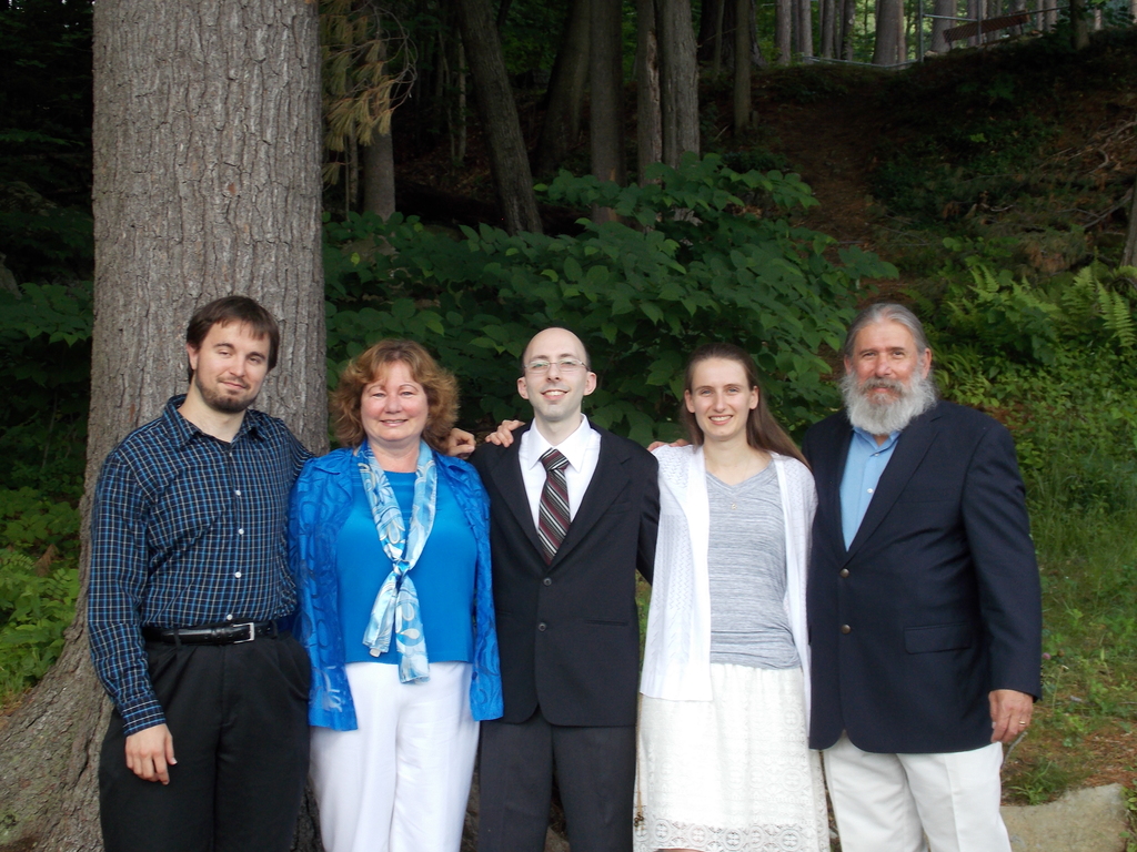 No description provided for: /2015/04-06/0621-erin+mike-wedding/_2/photo35.html