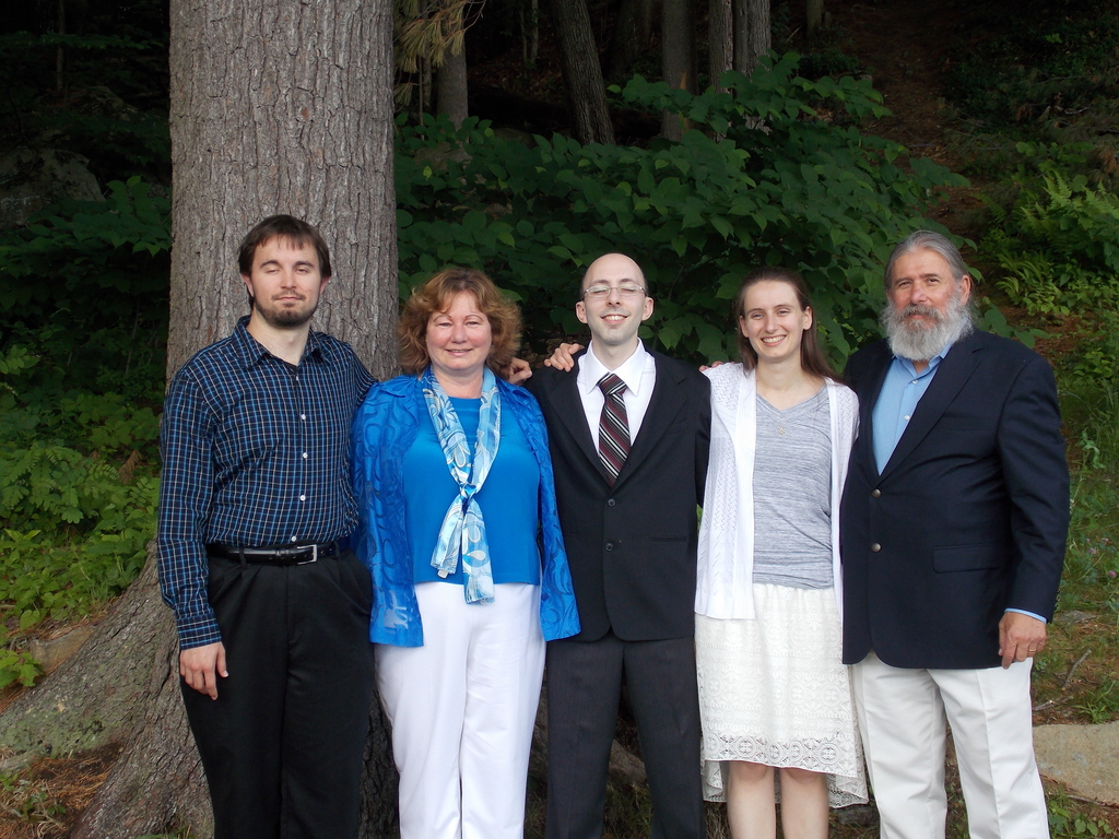 No description provided for: /2015/04-06/0621-erin+mike-wedding/_3/photo40.html