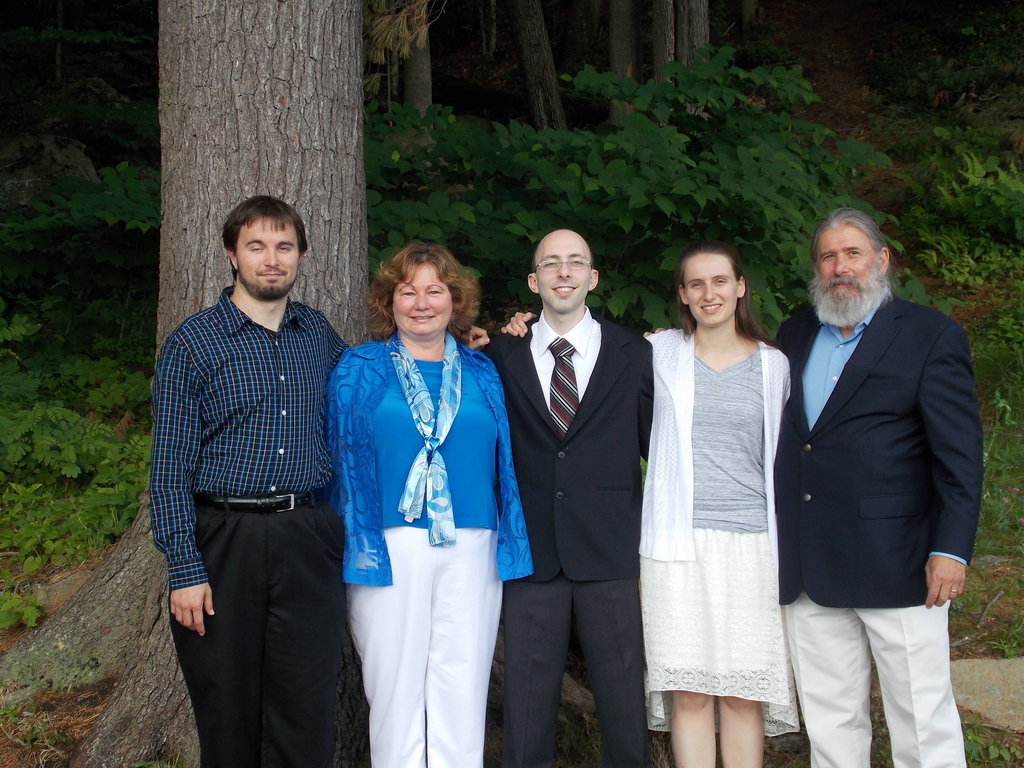 No description provided for: /2015/04-06/0621-erin+mike-wedding/_3/photo41.html