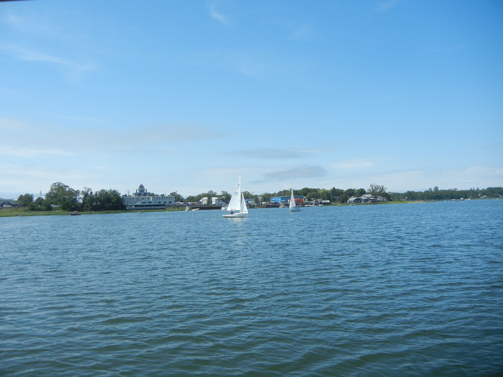 No description provided for: /2015/04-06/0628-fleet15-alper/photo09.html