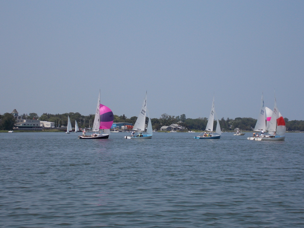 No description provided for: /2015/07-09/0705-fleet15/_1/photo12.html