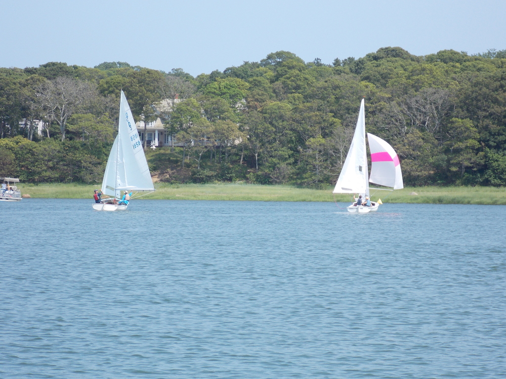 No description provided for: /2015/07-09/0705-fleet15/_2/photo24.html