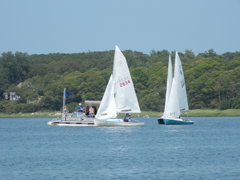 No description provided for: /2015/07-09/0705-fleet15/_2/photo32.html