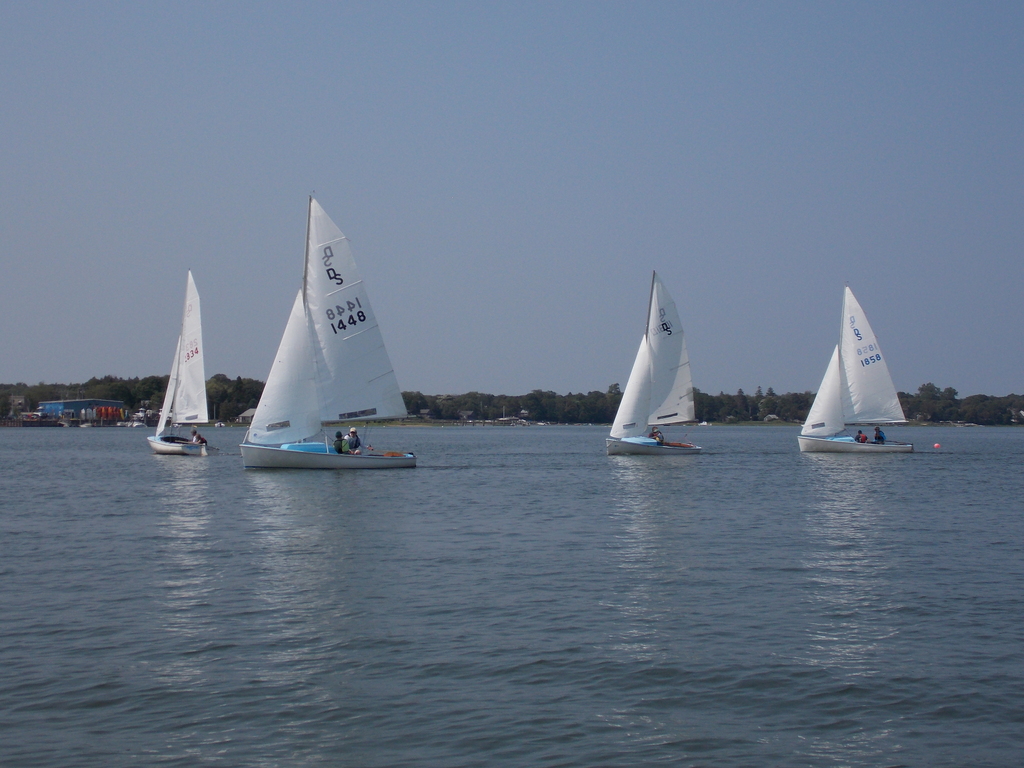 No description provided for: /2015/07-09/0705-fleet15/_2/photo35.html