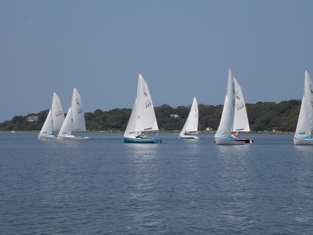 No description provided for: /2015/07-09/0705-fleet15/_2/photo39.html