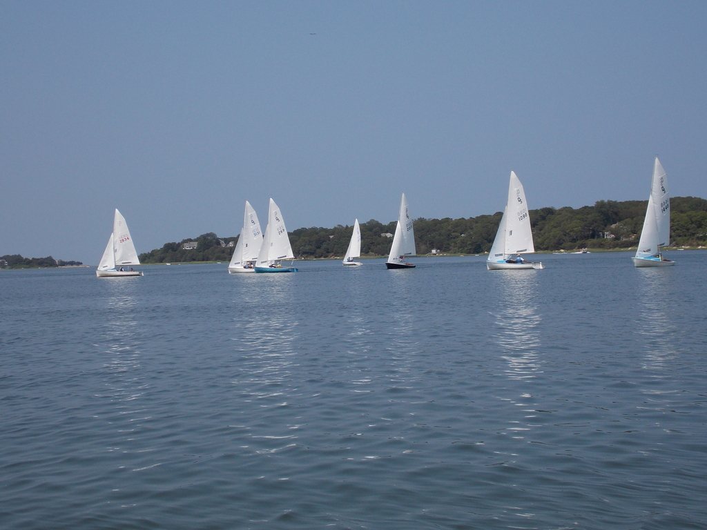 No description provided for: /2015/07-09/0705-fleet15/_2/photo40.html