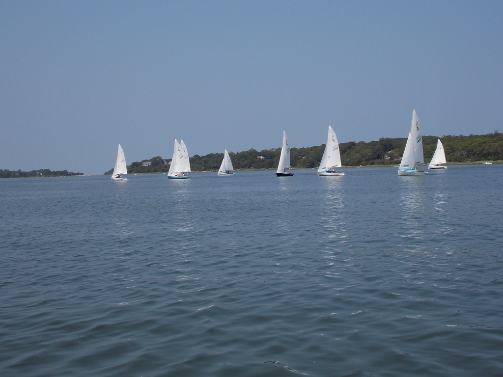 No description provided for: /2015/07-09/0705-fleet15/_2/photo41.html