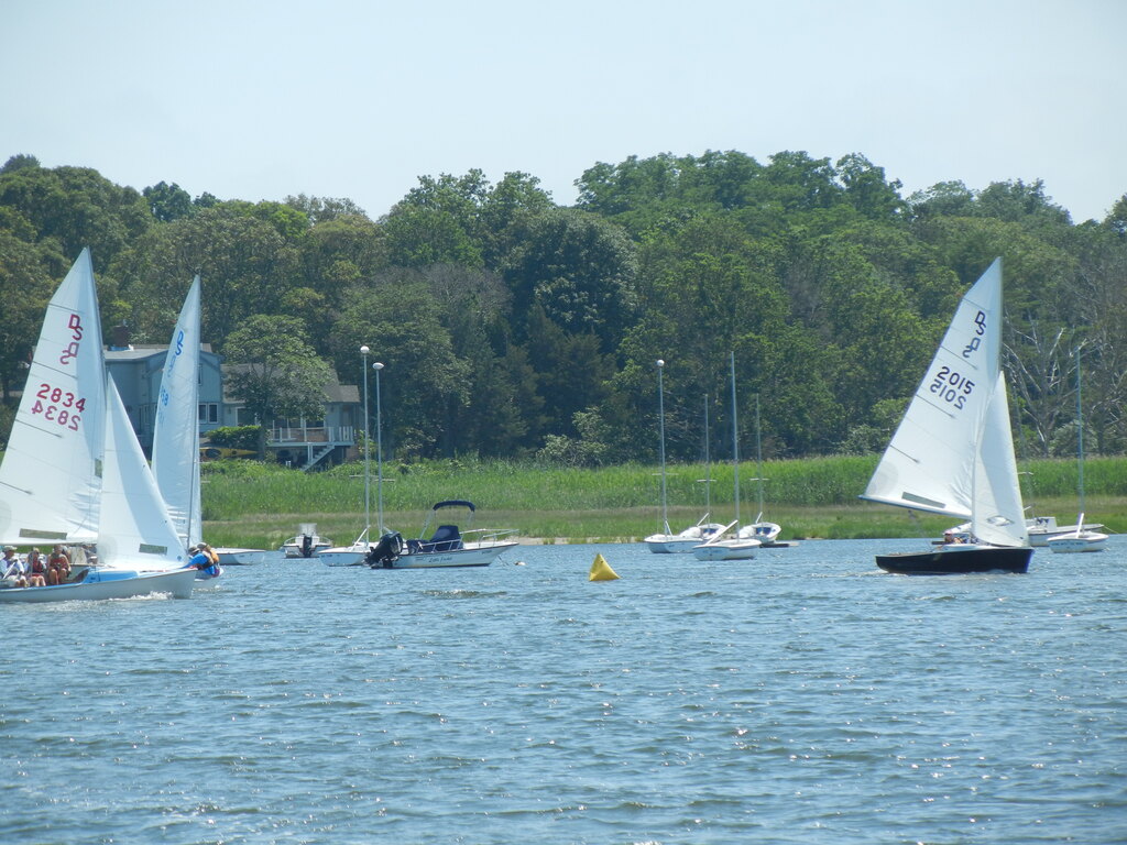 No description provided for: /2015/07-09/0719-fleet15-alper/_1/photo13.html