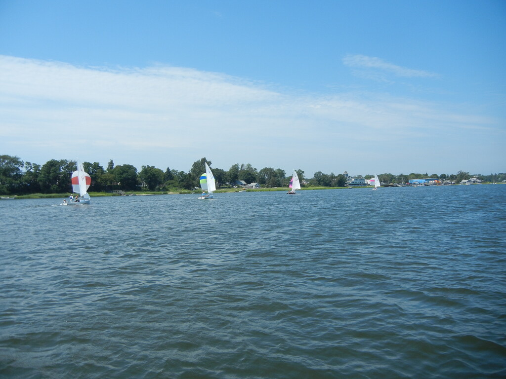 No description provided for: /2015/07-09/0719-fleet15-alper/_1/photo18.html