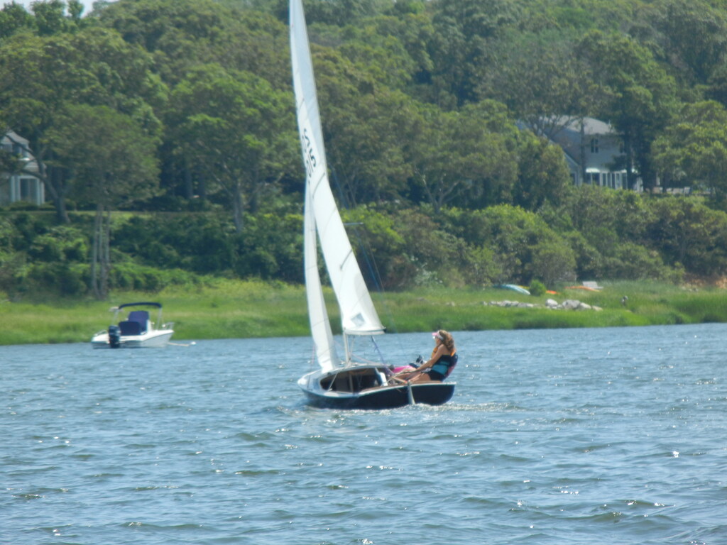 No description provided for: /2015/07-09/0719-fleet15-alper/_2/photo23.html