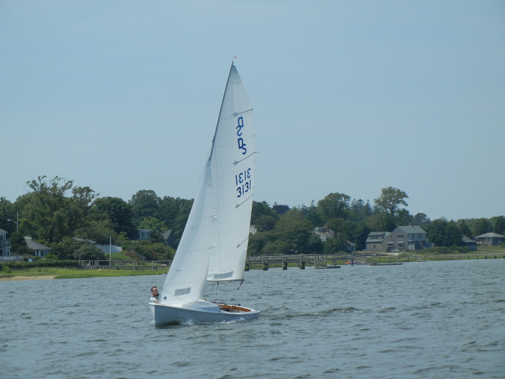 No description provided for: /2015/07-09/0719-fleet15-alper/_2/photo26.html