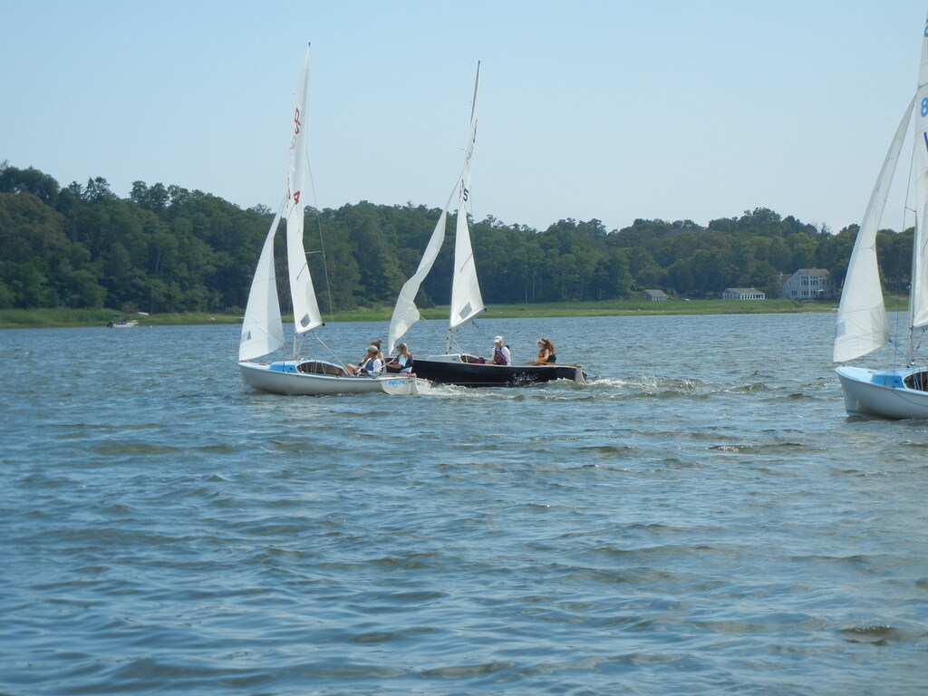 No description provided for: /2015/07-09/0719-fleet15-alper/_2/photo34.html