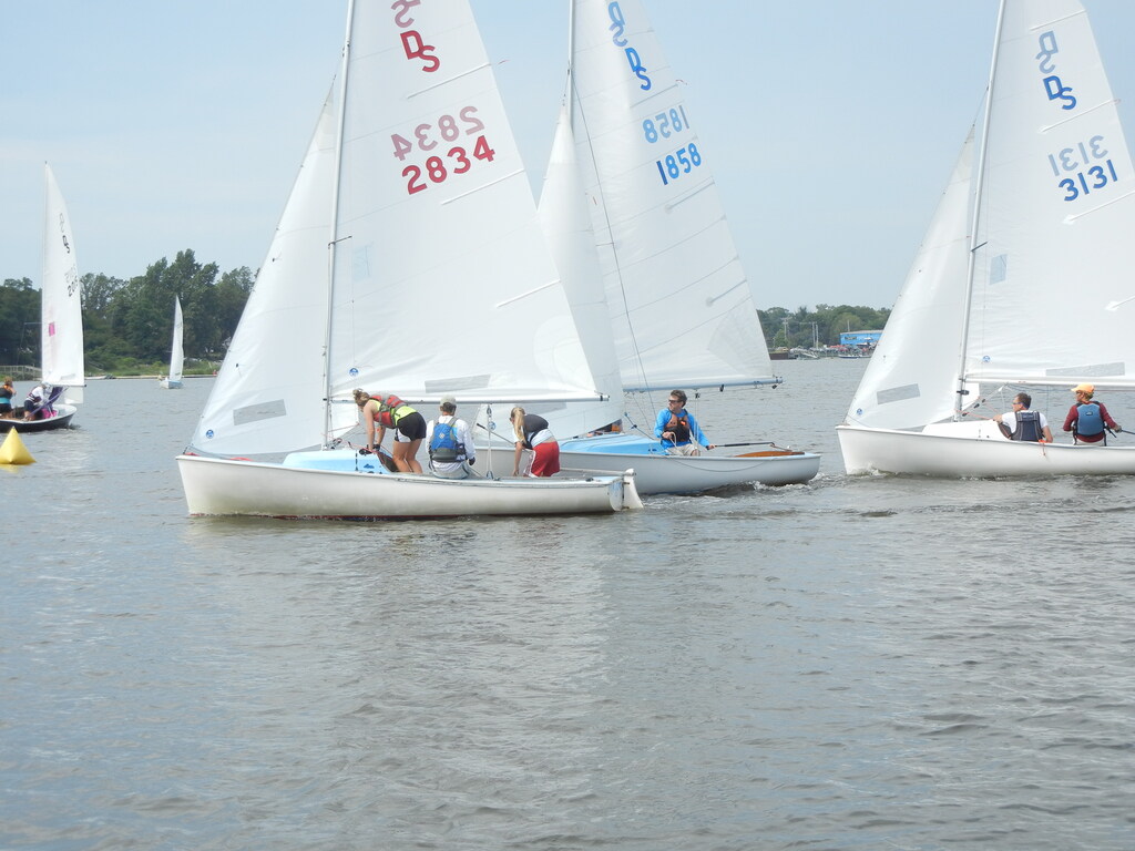 No description provided for: /2015/07-09/0719-fleet15-alper/_3/photo47.html