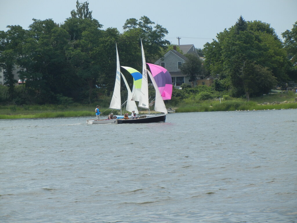 No description provided for: /2015/07-09/0719-fleet15-alper/_3/photo59.html