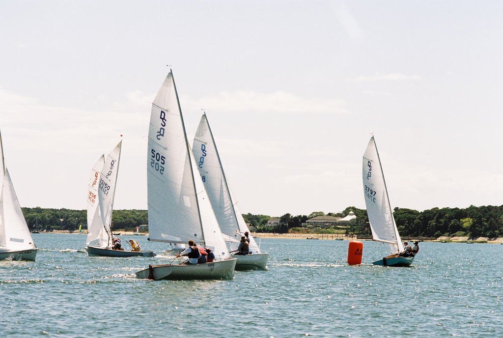 No description provided for: /2015/07-09/0724-ds-nacr-race07/_1/photo11.html