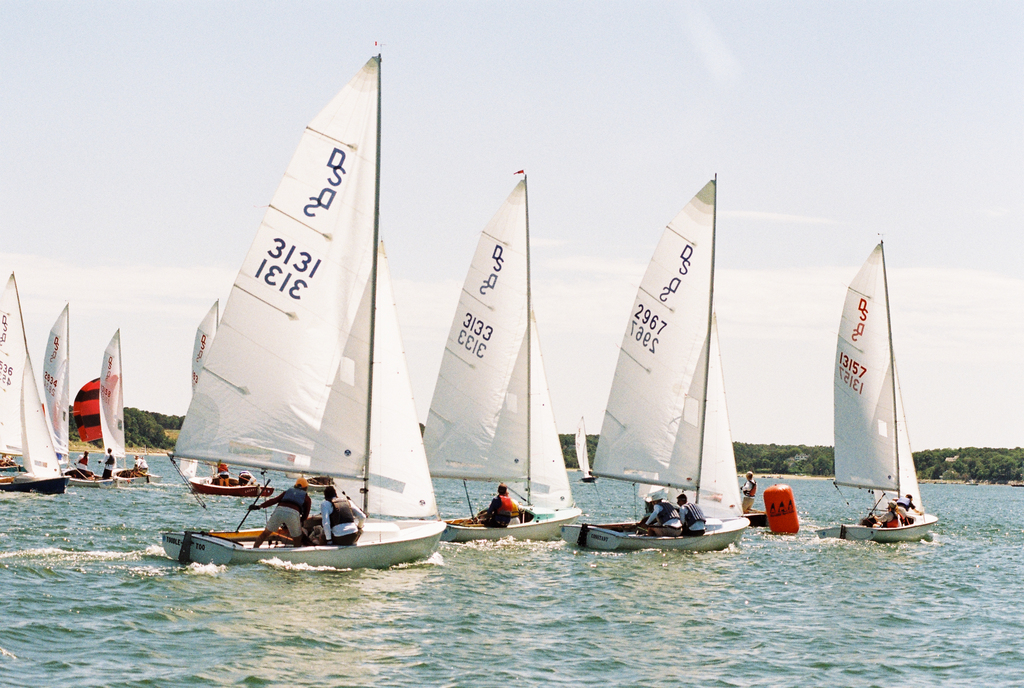 No description provided for: /2015/07-09/0724-ds-nacr-race07/_1/photo15.html