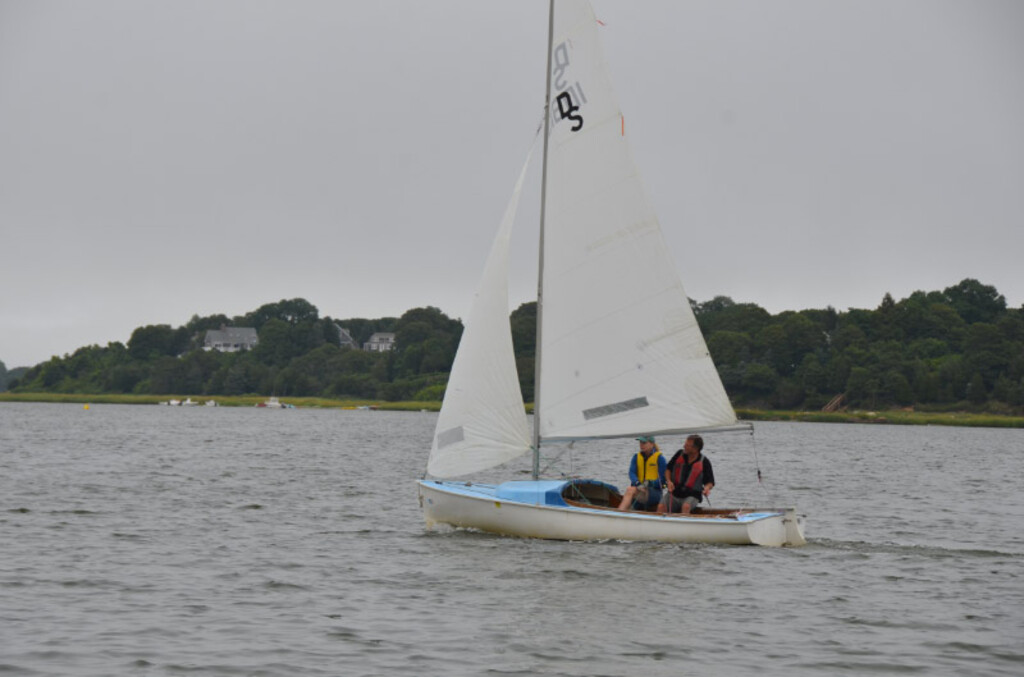 No description provided for: /2015/07-09/0823-fleet15-alper/_1/photo011.html