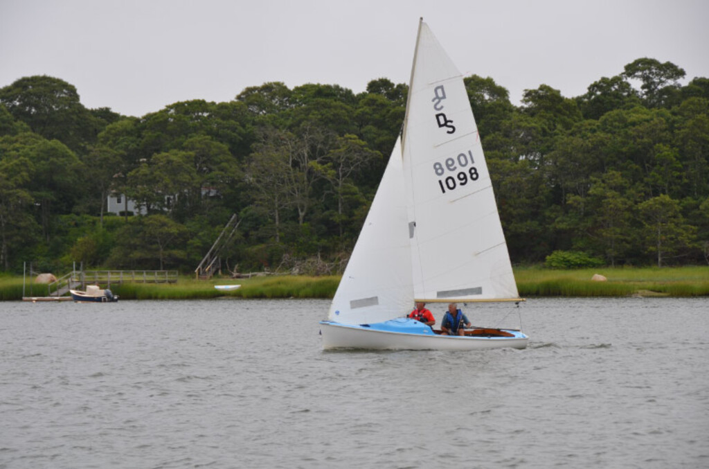 No description provided for: /2015/07-09/0823-fleet15-alper/_1/photo013.html