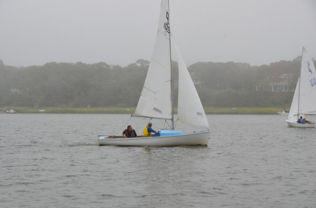 No description provided for: /2015/07-09/0823-fleet15-alper/_3/photo043.html