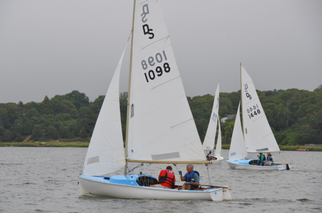 No description provided for: /2015/07-09/0823-fleet15-alper/_4/photo077.html