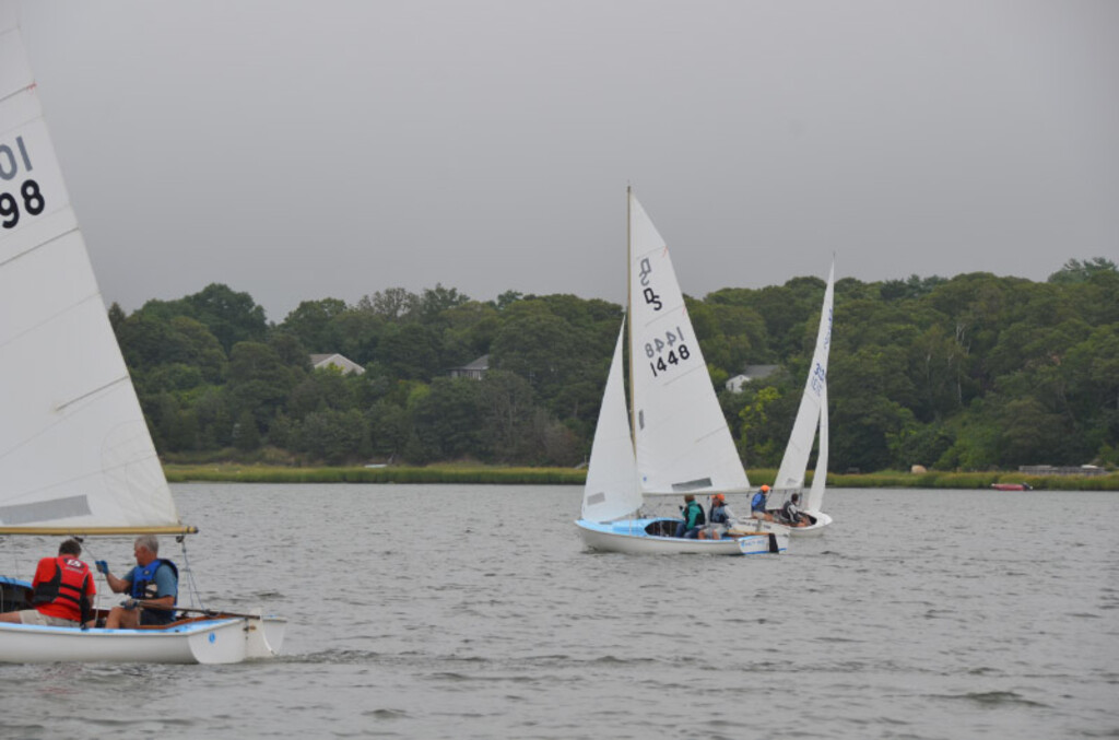 No description provided for: /2015/07-09/0823-fleet15-alper/_4/photo078.html