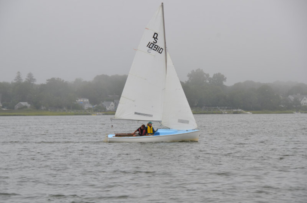 No description provided for: /2015/07-09/0823-fleet15-alper/_4/photo079.html