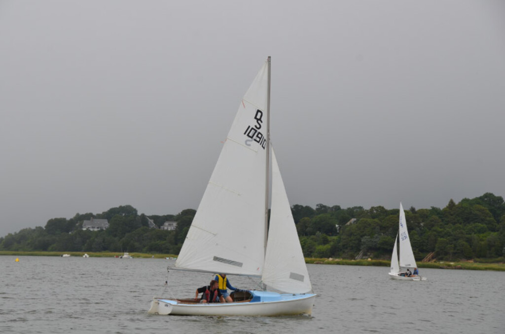 No description provided for: /2015/07-09/0823-fleet15-alper/_4/photo080.html