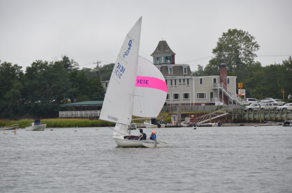 No description provided for: /2015/07-09/0823-fleet15-alper/_5/photo090.html