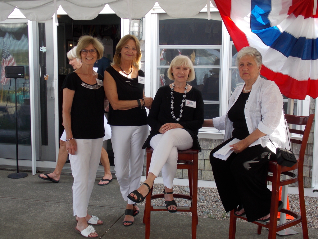 No description provided for: /2016/04-06/0528-oyc-memorial-day/_1/photo07.html