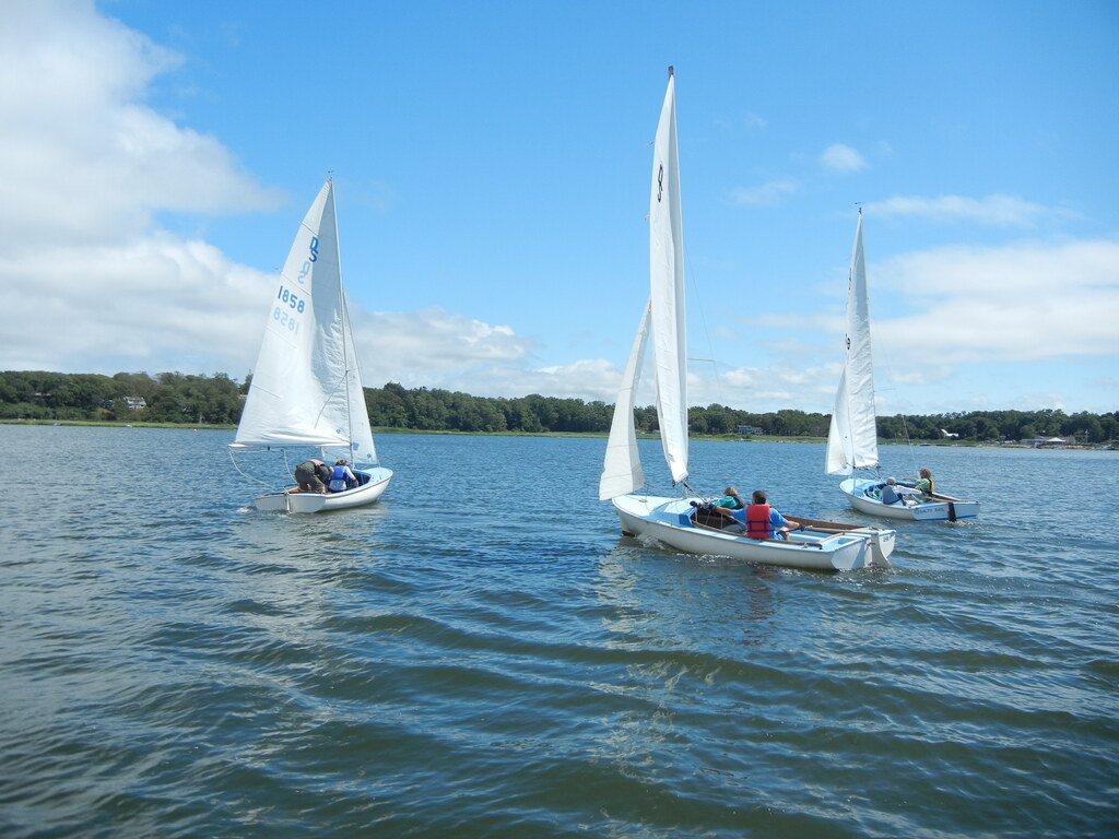 No description provided for: /2016/07-09/0710-fleet15-alper/photo16.html