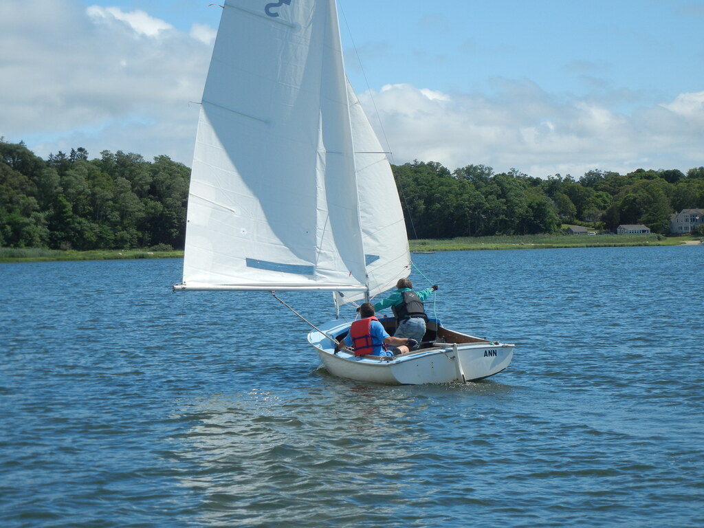 No description provided for: /2016/07-09/0710-fleet15-alper/photo17.html