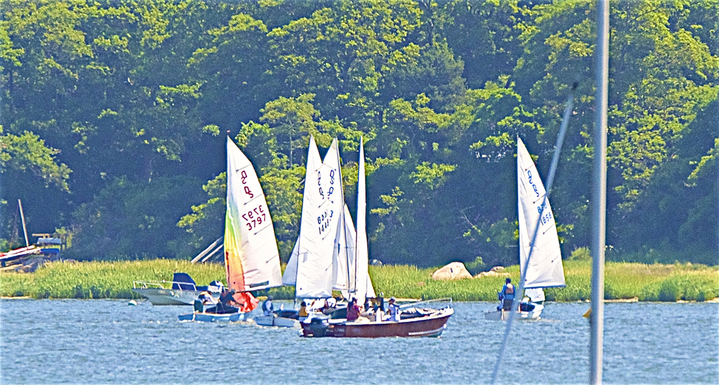 No description provided for: /2016/07-09/0723-regatta-2a-am-races/_1/photo013.html