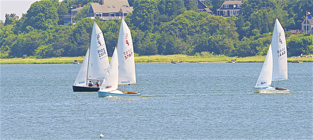 No description provided for: /2016/07-09/0723-regatta-2a-am-races/_1/photo014.html