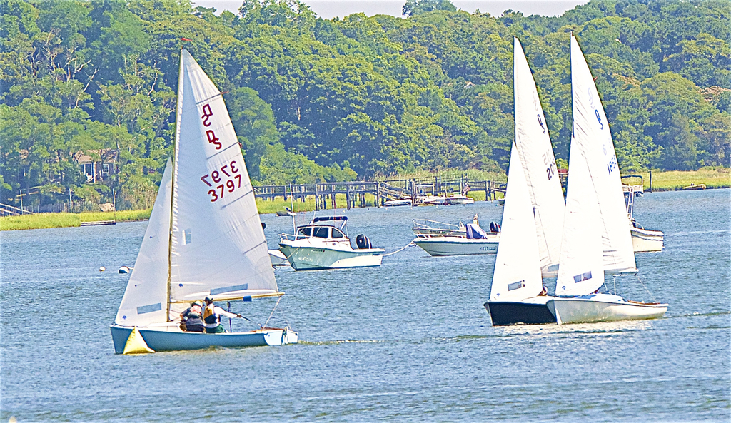 No description provided for: /2016/07-09/0723-regatta-2a-am-races/_1/photo017.html