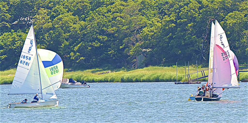 No description provided for: /2016/07-09/0723-regatta-2a-am-races/_2/photo034.html