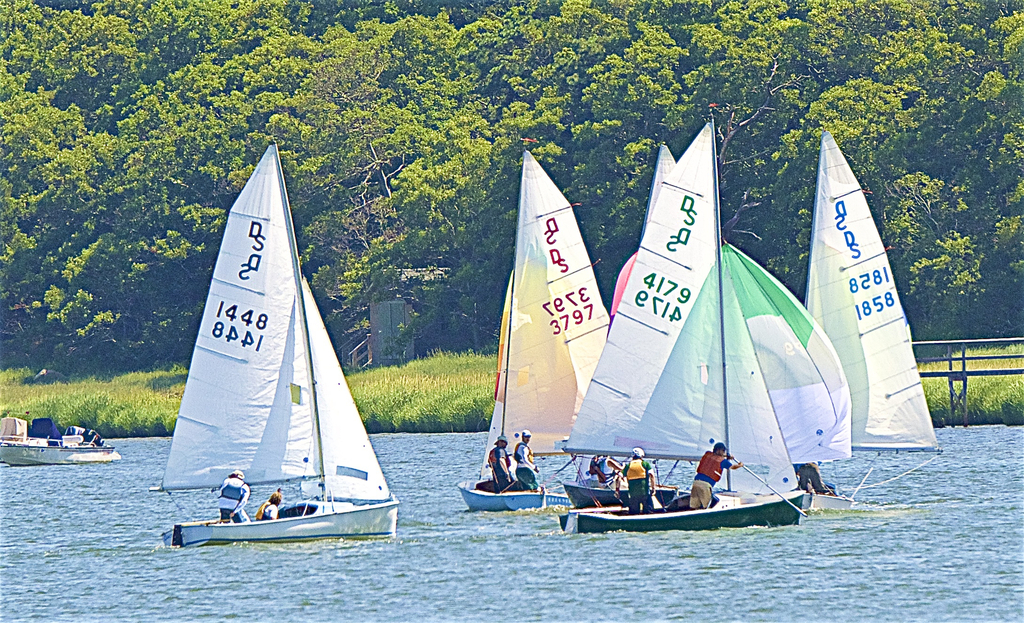 No description provided for: /2016/07-09/0723-regatta-2a-am-races/_2/photo041.html