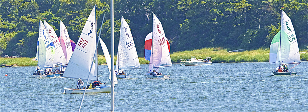 No description provided for: /2016/07-09/0723-regatta-2a-am-races/_3/photo044.html