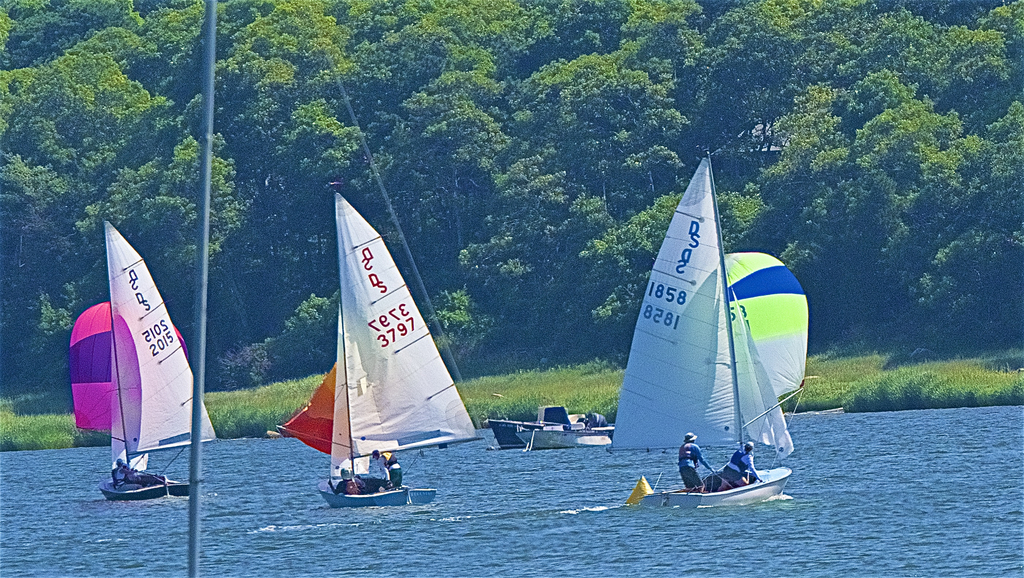 No description provided for: /2016/07-09/0723-regatta-2a-am-races/_3/photo061.html
