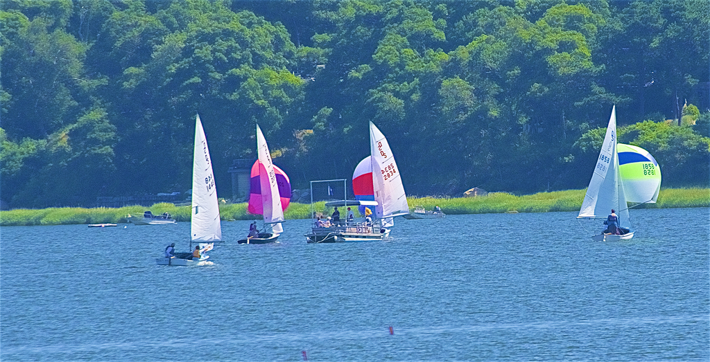 No description provided for: /2016/07-09/0723-regatta-2a-am-races/_4/photo067.html