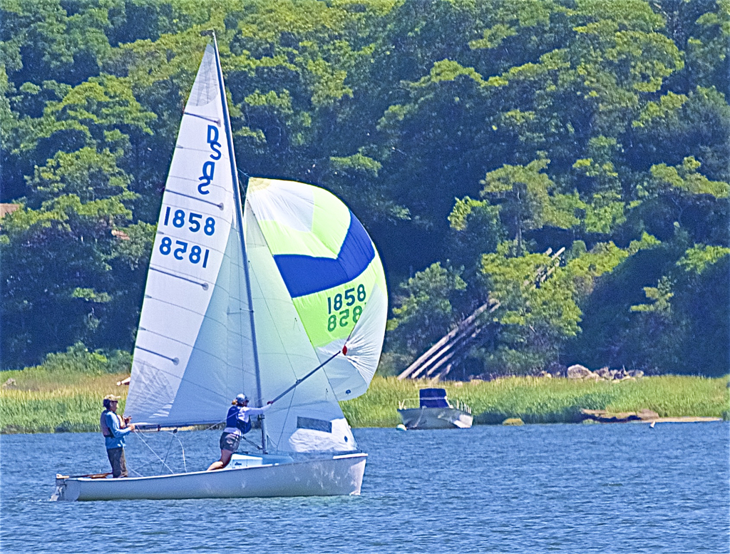 No description provided for: /2016/07-09/0723-regatta-2a-am-races/_5/photo091.html