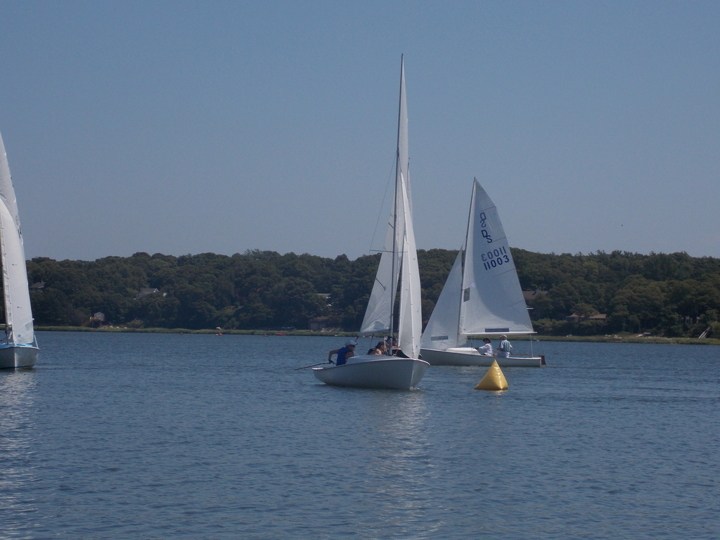 No description provided for: /2016/07-09/0723-regatta-2d-race3/_1/photo071.html