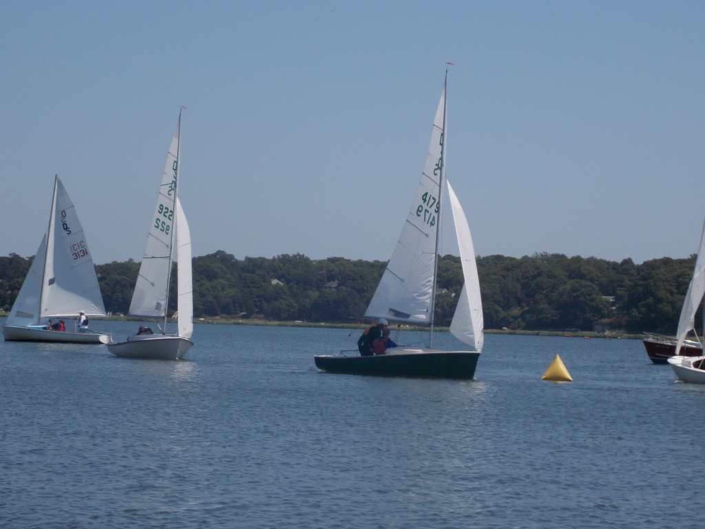 No description provided for: /2016/07-09/0723-regatta-2d-race3/_1/photo074.html