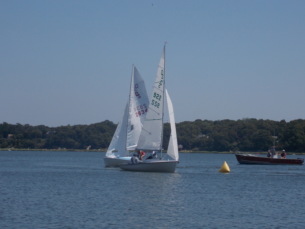 No description provided for: /2016/07-09/0723-regatta-2d-race3/_1/photo075.html